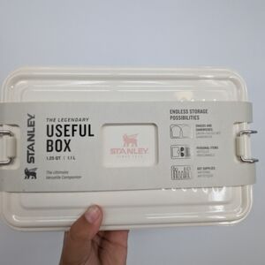Stanley Cream Useful Box 1.25QT